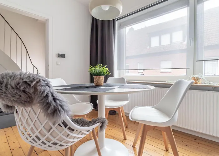 Ganzes Haus - Stadtmitte - 5 Personen Сasa de vacaciones *